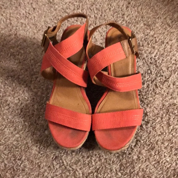 🌟Final Price 🌟 Cute Merona Strappy Wedges - Picture 2 of 5